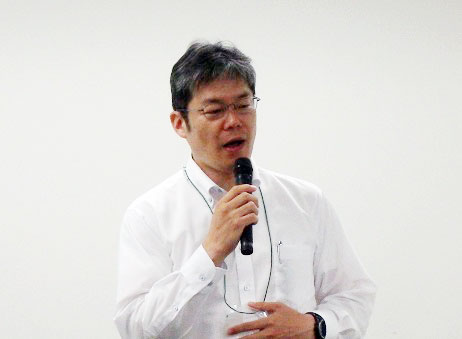 講師:経済産業省/上村 昌博 課長